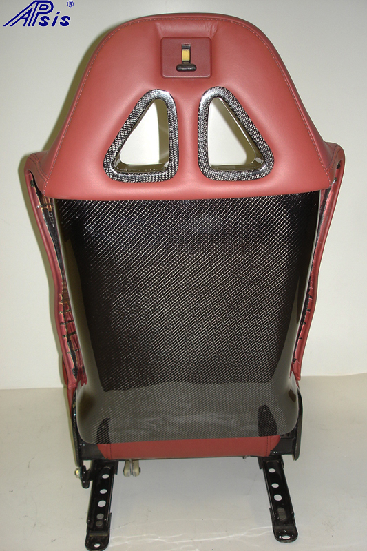 C5 SuperDeluxe Seat w-CF-back panel-1-straight view