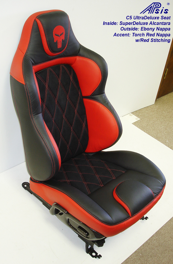 C5 UltraDeluxe Seat-EB+TR w-punisher-pass-side view-2
