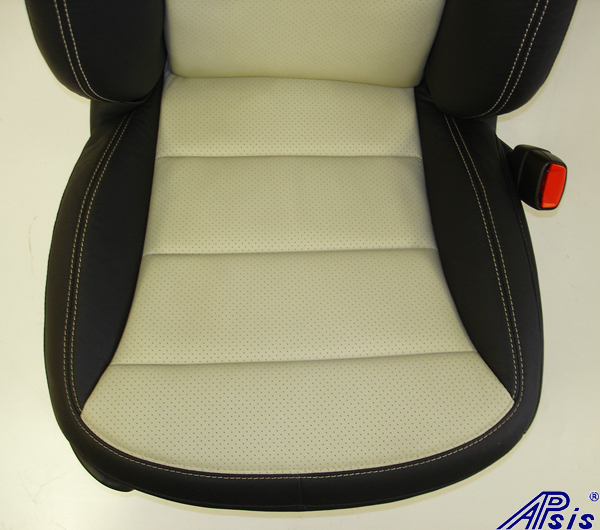 C6 2012 Seat-ebony+linen-lower only-top view-1