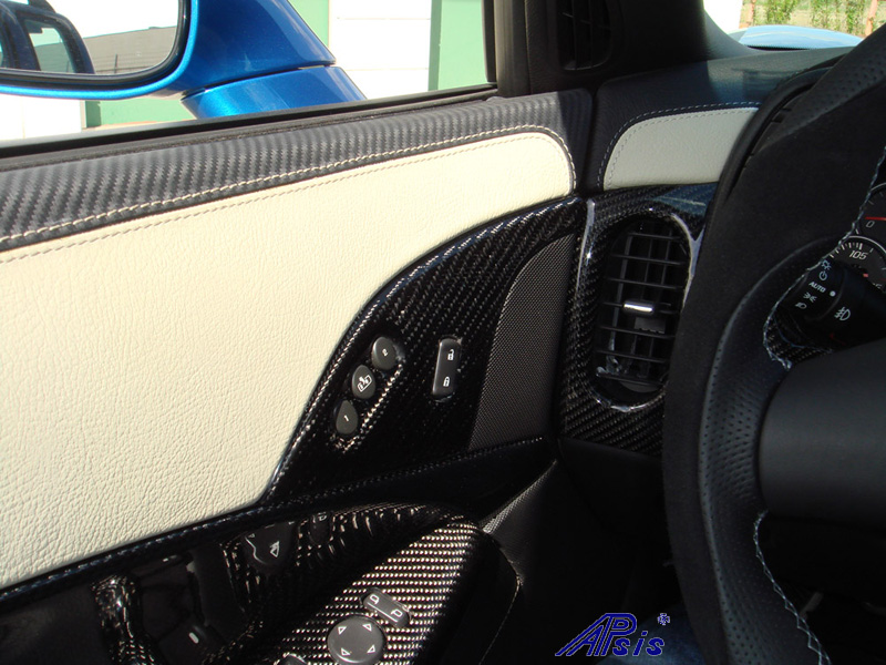 C6 Door Panel w-carbon + linen leather-installed-2