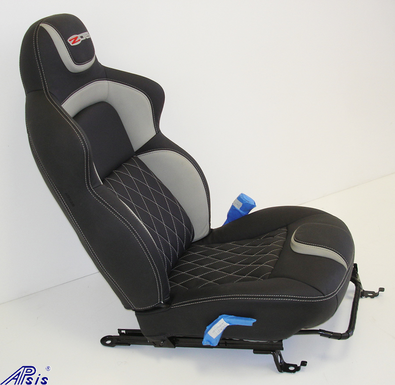 C6 UltraDeluxe Seat-EB+TI w-diamond stitching-pass seat-2
