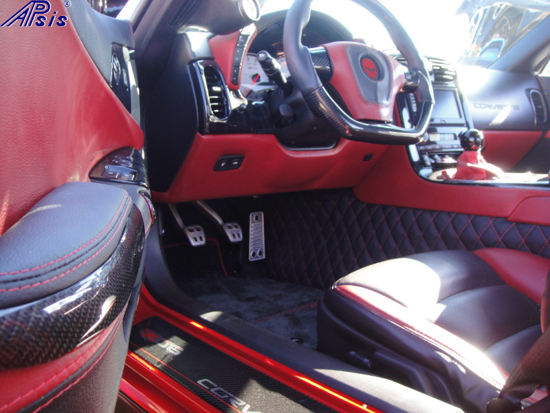 C6 UltraSport SW w-carbon w-cobalt red+ebony airbag cover-installed-tom wooten-2