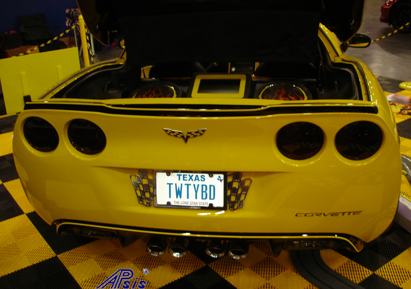 C6 ZR1 Style Spoiler-painted black w-yellow stripe- installed on tweetybird-1