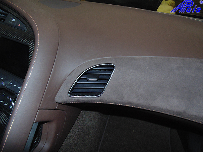 C7 Center Right Air Vent-matte-installed-3