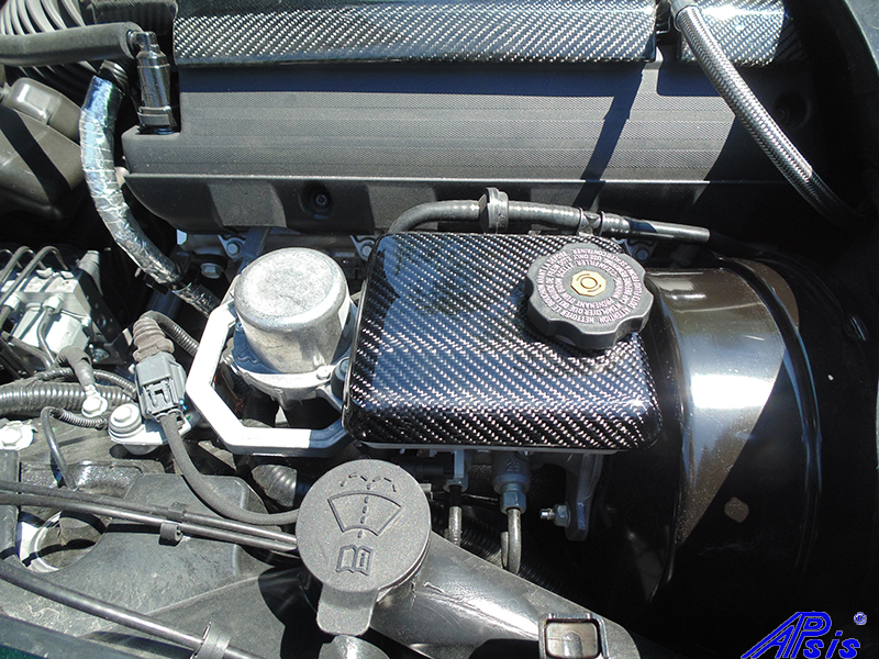 C7 Master Cylinder Cover-installed-outdoor-2