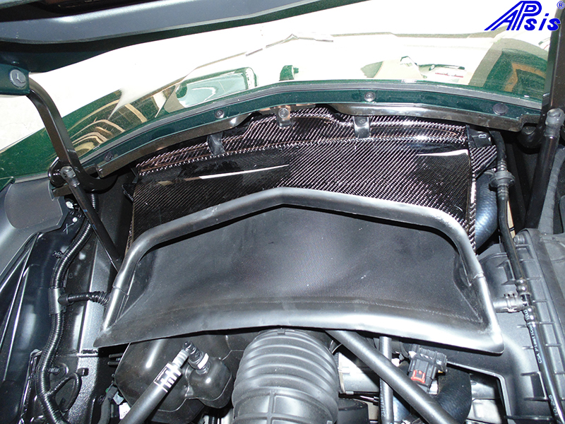 C7 Riadiator Baffle Extension (Air Duct)-installed-1