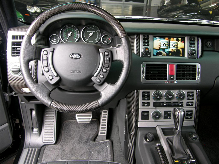 Range Rover-Black CF Lamination-installed-center view 768