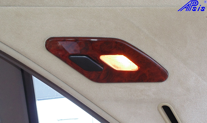 W140 Rear Light Lense-burlwood-installed-3 800