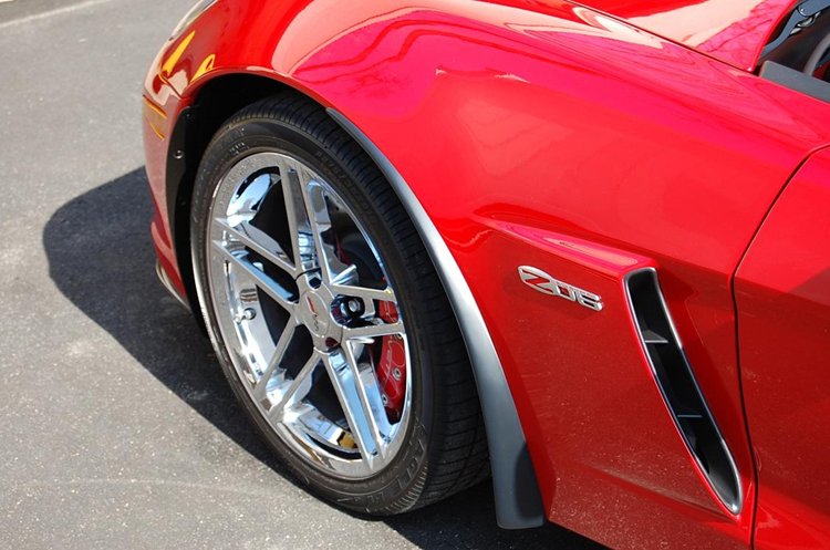 Z06 Front Splash Guard on victory red from philip defranco-2-750x563