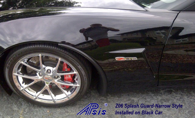 Z06 Splash Guard-narrow-installed on black car-1